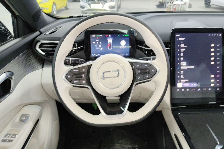 奔腾 悦意07 2025款 150km 心悦版局部细节13