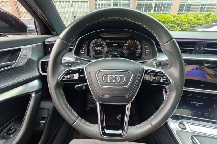 奥迪A6L 2023款 40 TFSI 豪华动感型中控内饰7009