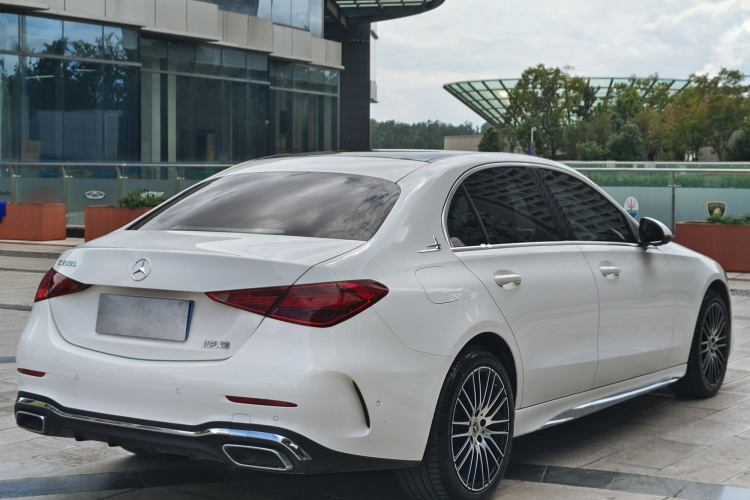 奔驰C级 2023款 改款 C 260 L 运动版车身外观6006