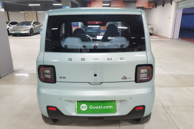 吉利银河 2023款 熊猫mini 200km 耐力熊车身外观6