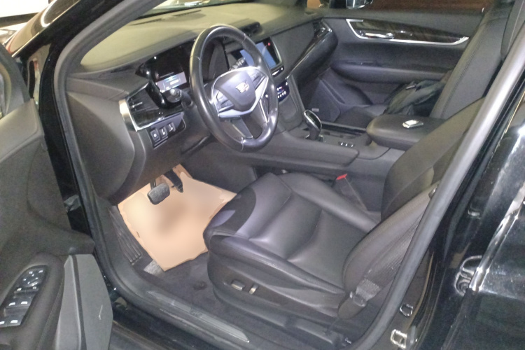 凯迪拉克XT5 2018款 28E 四驱技术型中控内饰19