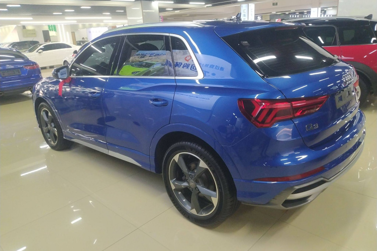 奥迪Q3 2019款 40 TFSI 时尚动感型车身外观6003
