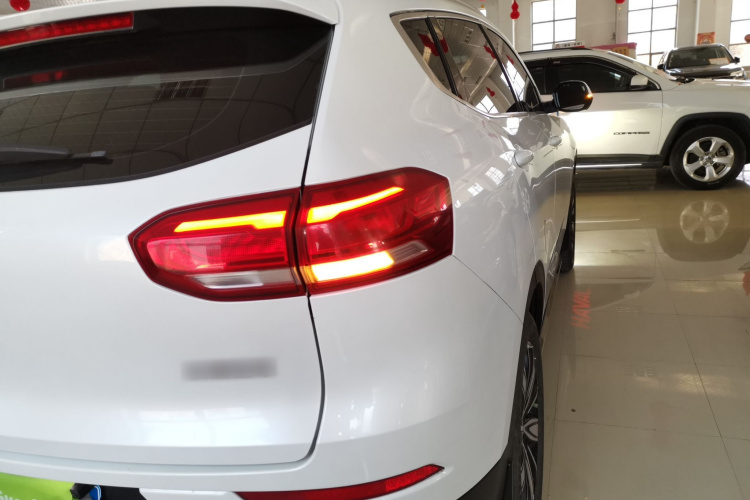 哈弗H6 2021款 1.5GDIT 自动冠军版车身外观9