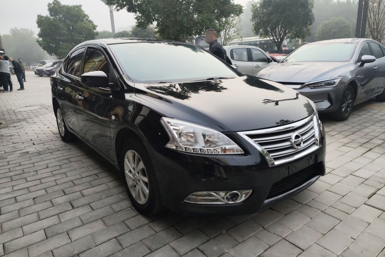 日产 轩逸 2014款 1.6XV CVT尊享版车身外观3