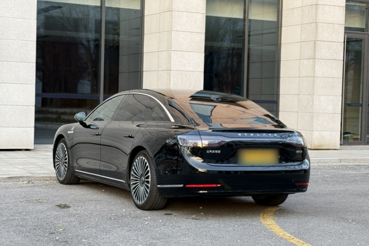 鸿蒙智行 享界S9 2024款 纯电 Ultra 四驱旗舰版车身外观6007