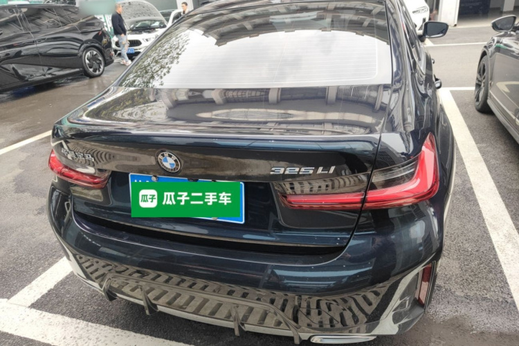 宝马3系 2023款 325Li M运动套装车身外观6