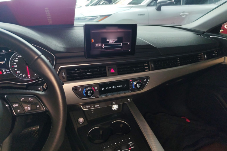 奥迪A5 2019款 Sportback 40 TFSI 时尚型中控内饰7002