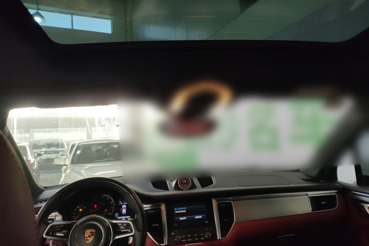 保时捷 2017款  Macan Turbo 3.6T中控内饰22