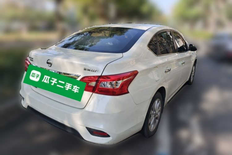 日产 轩逸 2022款 经典 1.6XL CVT豪华版车身外观7