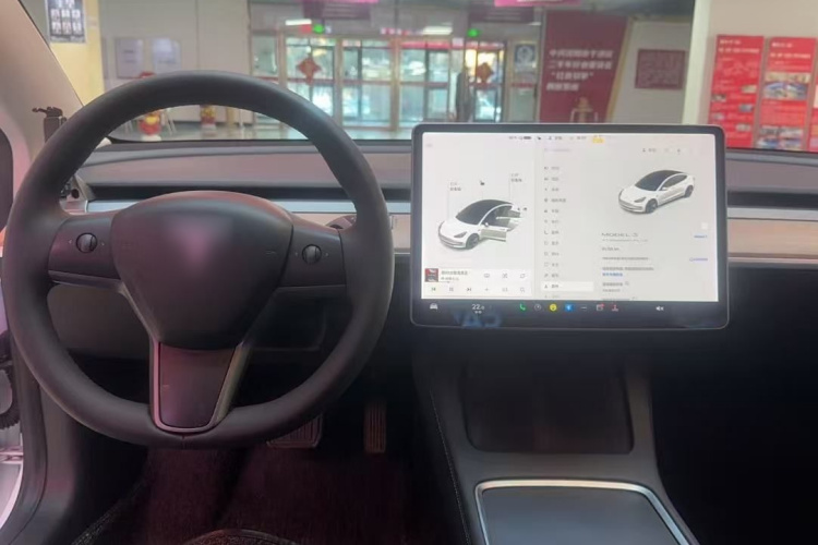 特斯拉 Model 3 2021款 标准续航后驱升级版中控内饰7003