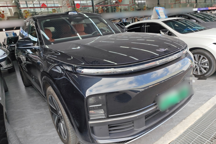 理想汽车 理想L9 2024款 Ultra车身外观3