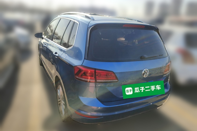 大众 高尔夫·嘉旅 2018款 280TSI 自动豪华型车身外观5