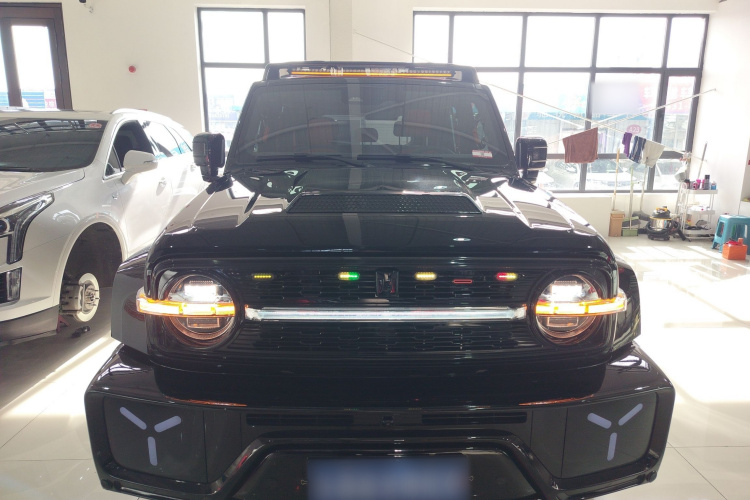 超境汽车 共创坦克300 2023款 2.0T 赛博骑士车身外观6001