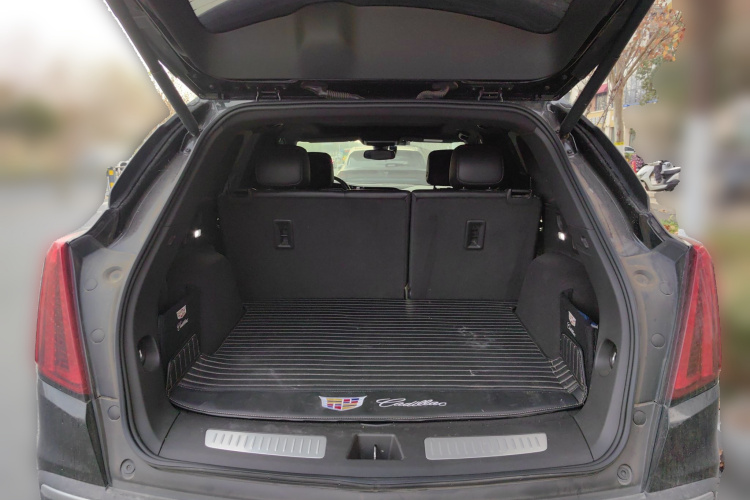 凯迪拉克XT5 2021款 28T 豪华型中控内饰23