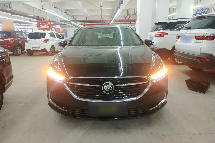 别克 君越 2020款 652T 精英型车身外观2