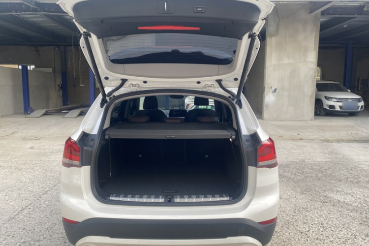 宝马X1 2020款 sDrive20Li 尊享型局部细节23