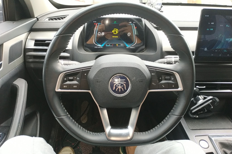 比亚迪 秦Pro 2020款 超越版 1.5TI 自动旗舰型中控内饰13