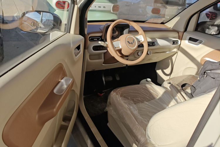 五菱汽车 宏光MINIEV 2024款 第三代 215km 青春版中控内饰20