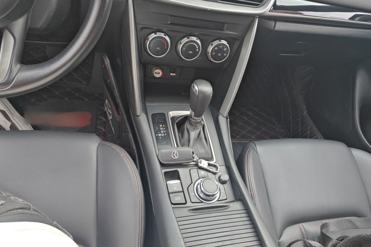 马自达CX-4 2018款 2.0L 自动两驱蓝天活力版 国V局部细节16