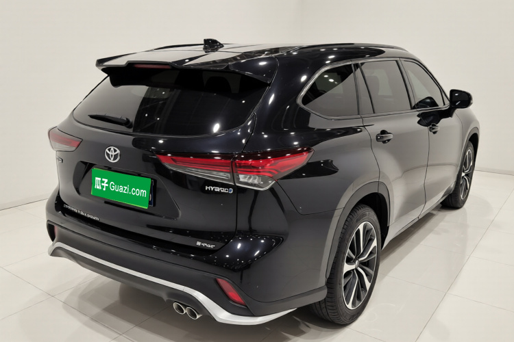 丰田 皇冠陆放 2022款 2.5L HEV四驱尊贵版车身外观7