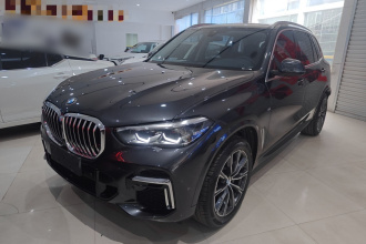 宝马X5 2022款 改款 xDrive 30Li M运动套装