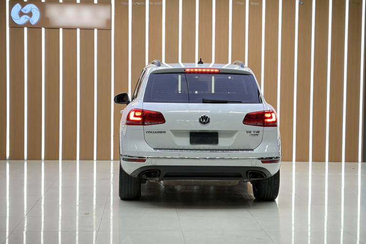 大众 途锐 2015款 3.0TSI 标配型车身外观6003