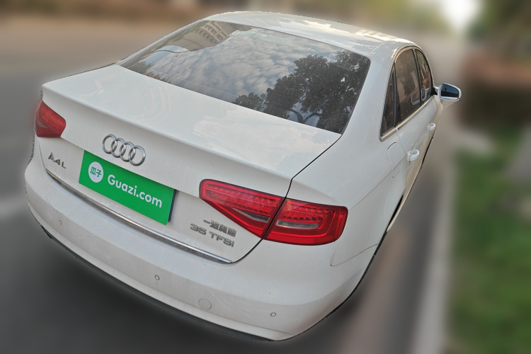 奥迪A4L 2015款 35 TFSI 自动标准型车身外观6005