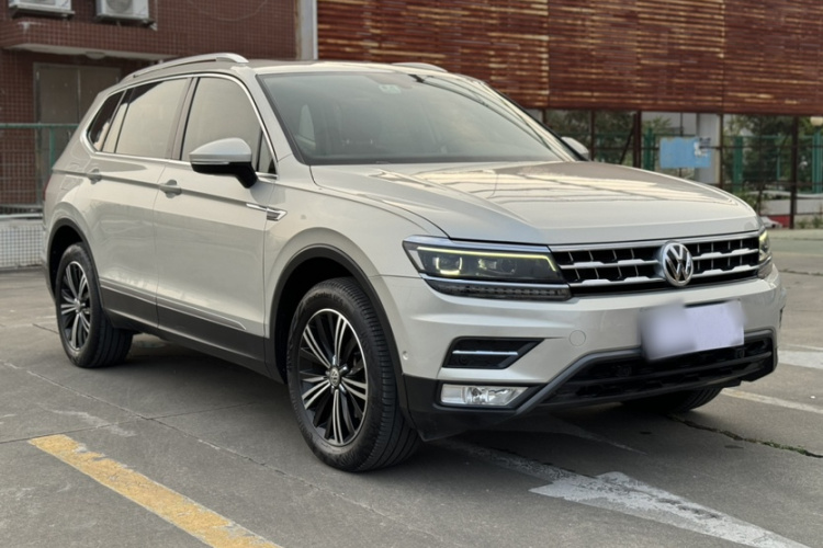 大众 途观L 2017款 330TSI 自动两驱旗舰版车身外观6005