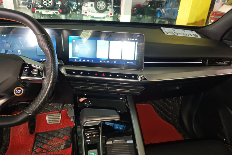 名爵 MG ONE 2022款 α-数智运动系列 1.5T 进阶版局部细节16