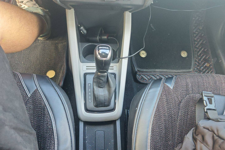 斯柯达 晶锐 2017款 1.4L 自动车享版局部细节18