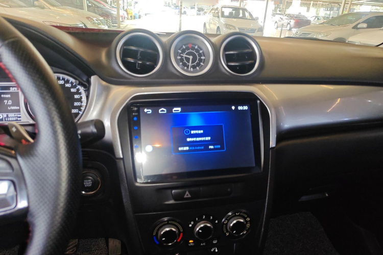 铃木 维特拉 2016款 1.4T 自动两驱精英型局部细节16