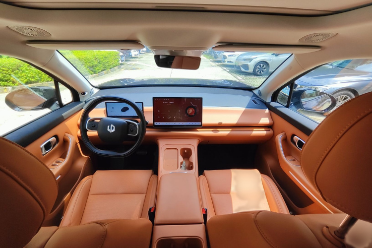 零跑汽车 零跑C16 2024款 增程 200激光雷达版中控内饰7004