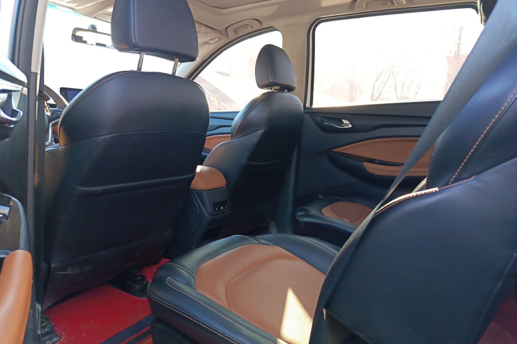 五菱汽车 五菱宏光S3 2018款 1.5L 手动豪华型 国V中控内饰21