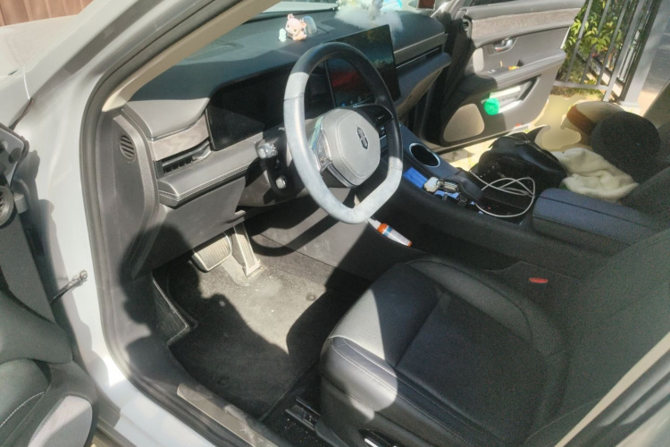 鸿蒙智行 问界M5 2022款 增程后驱标准版中控内饰20