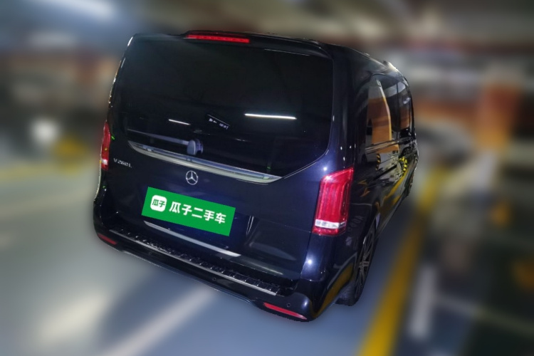 奔驰V级 2021款 V 260 L 长轴距豪华版车身外观7