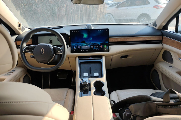 鸿蒙智行 问界M5 2022款 纯电四驱性能版中控内饰7002