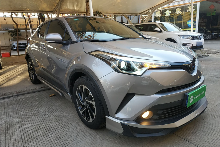 丰田 奕泽IZOA 2018款 2.0L 奕驰版 国VI车身外观3