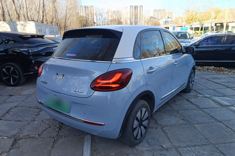 五菱汽车 五菱缤果 2023款 410km 灵犀尊享款车身外观6005