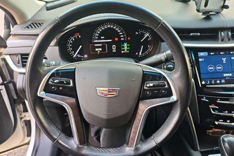 凯迪拉克XTS 2018款 28T 精英型局部细节13