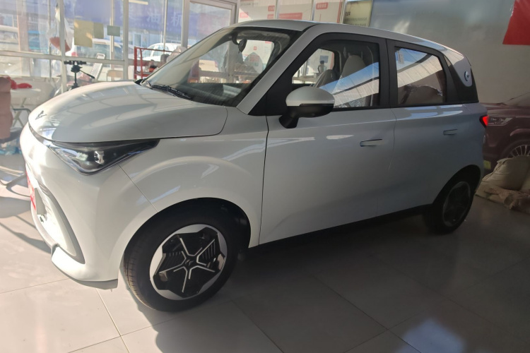 凯翼拾月 2026款 Mate 305km 国轩踏浪版车身外观4