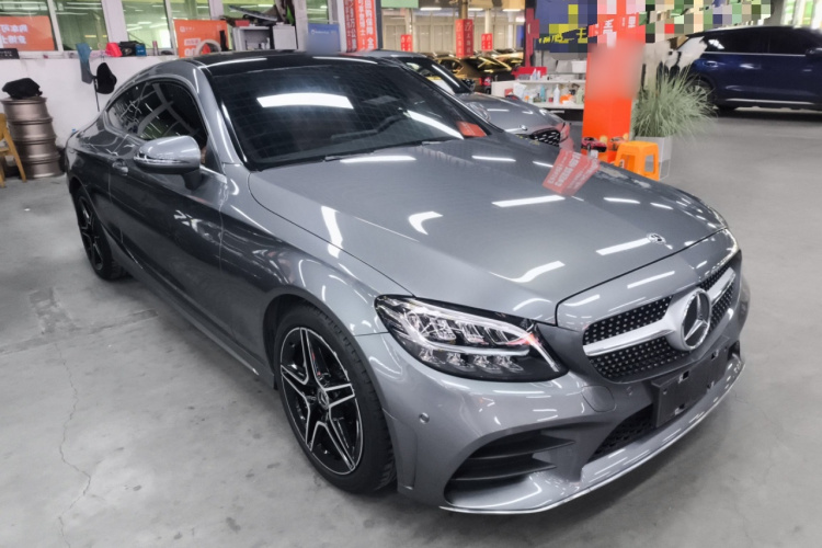 奔驰C级(进口) 2020款 C 260 轿跑车车身外观3