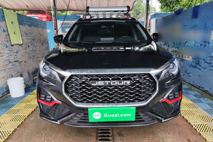 捷途X70 2023款 1.5T 手动超越版 7座车身外观2