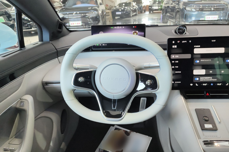 鸿蒙智行 智界S7 2024款 Pro 后驱长航版局部细节13