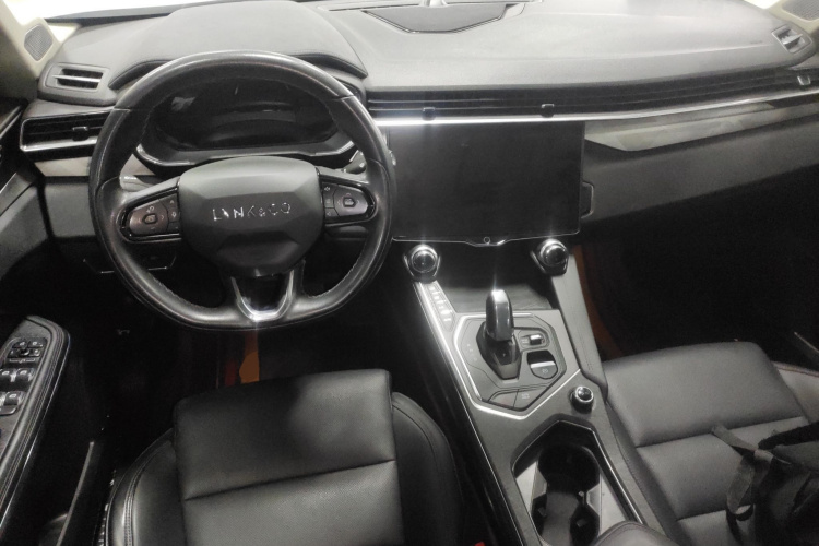 领克01 2021款 2.0TD 两驱型Pro中控内饰12