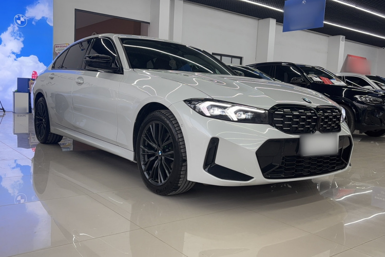 宝马3系 2024款 325Li M运动曜夜套装车身外观6002