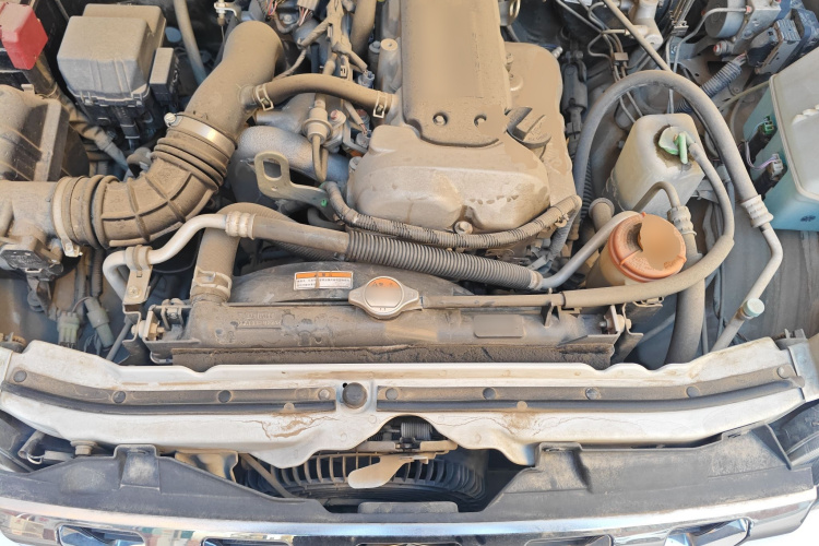 铃木 吉姆尼 2015款 1.3 MT JLX局部细节24