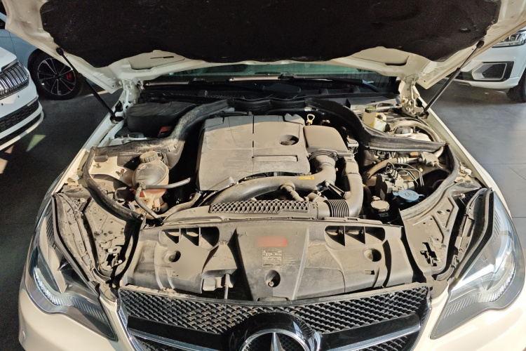 奔驰E级(进口) 2016款 E 200 轿跑车 灵动版局部细节24