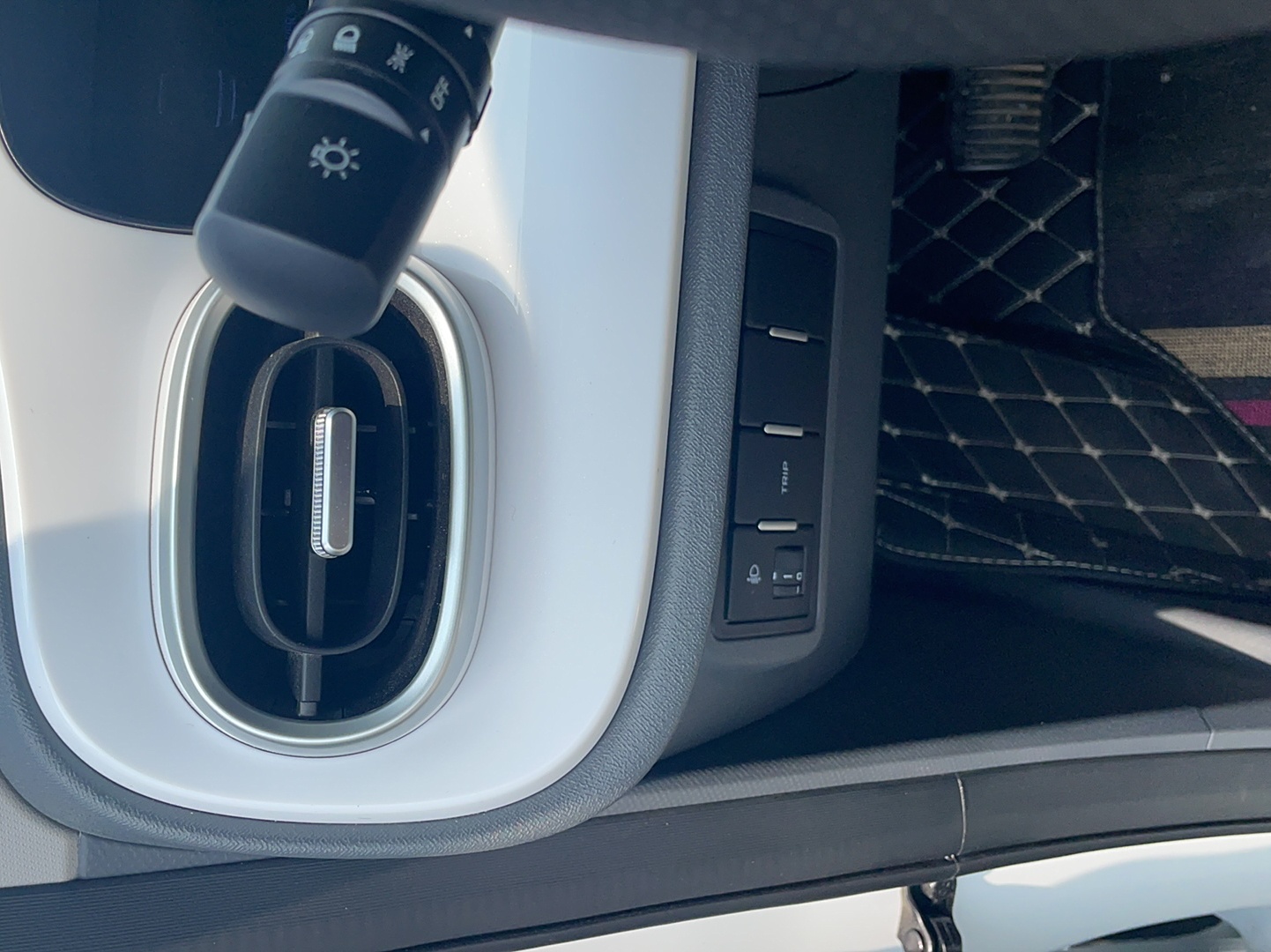 吉利汽车 2025款 210km 熊猫骑士