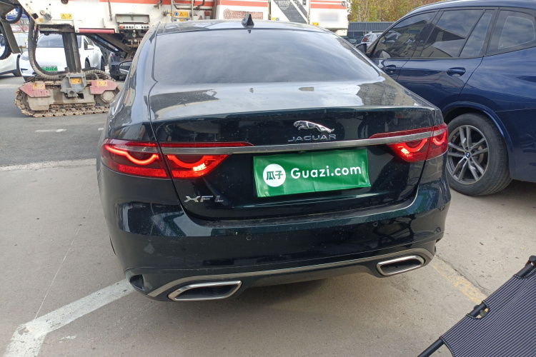 捷豹XFL 2022款 XFL 2.0T P200 两驱精英豪华版车身外观6004