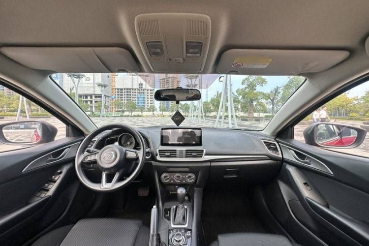 马自达3 昂克赛拉 2017款 三厢 1.5L 自动舒适型 国V车身外观6002